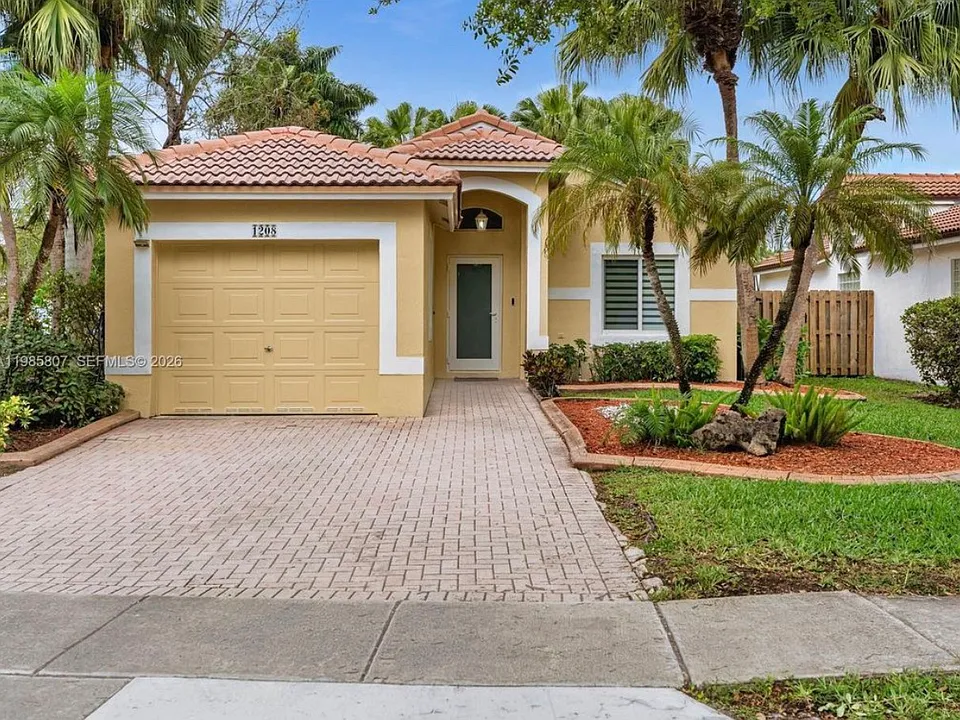 1208 NW 170th Ave