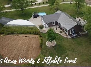 911 Exchange St, Blue River, WI 53518