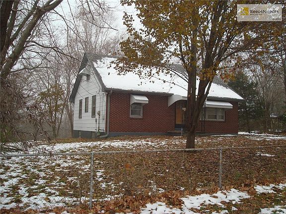 3rd image of 4142 N Kansas Ave
