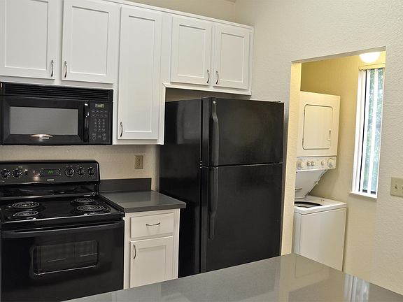2nd image of 2821 Lou Ann Dr APT 222