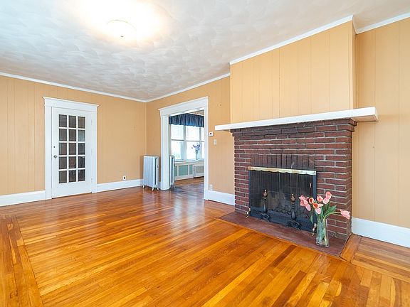 4th image of 51 Itendale St