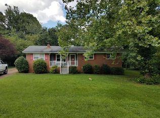 6872 Autumn Hills Dr, Douglasville, GA 30135