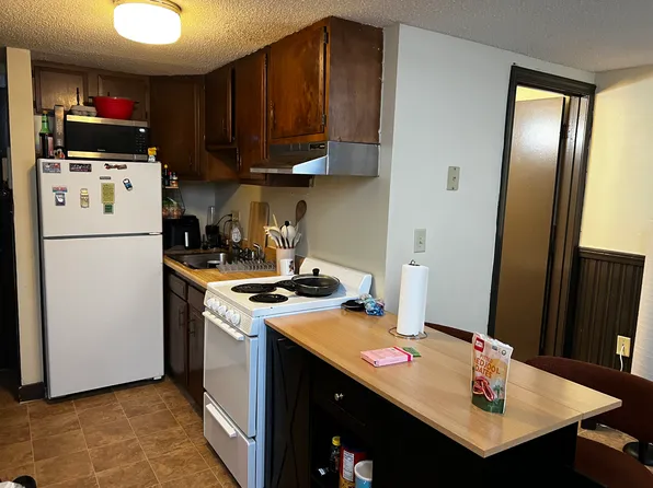 153 Main Street Apartments