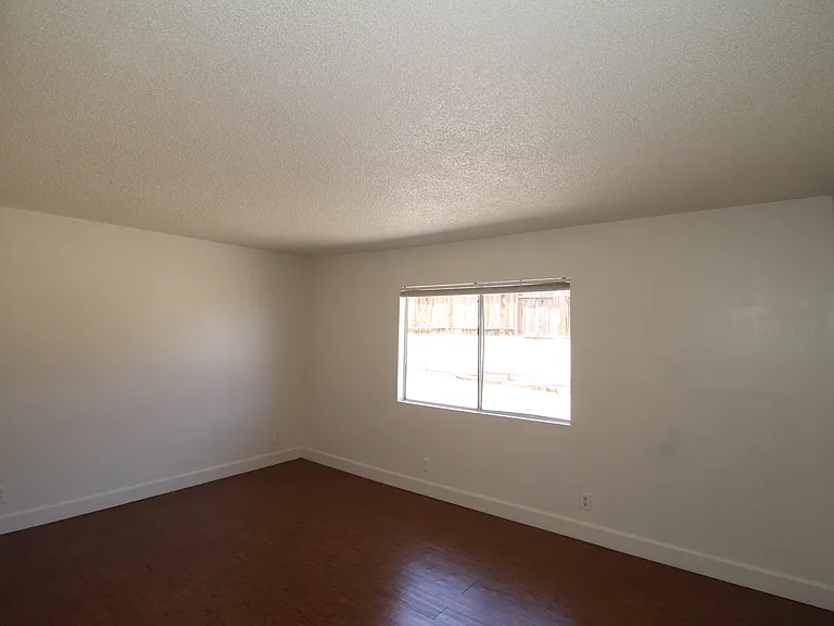 950 Purple Sage Ct — Photo 12