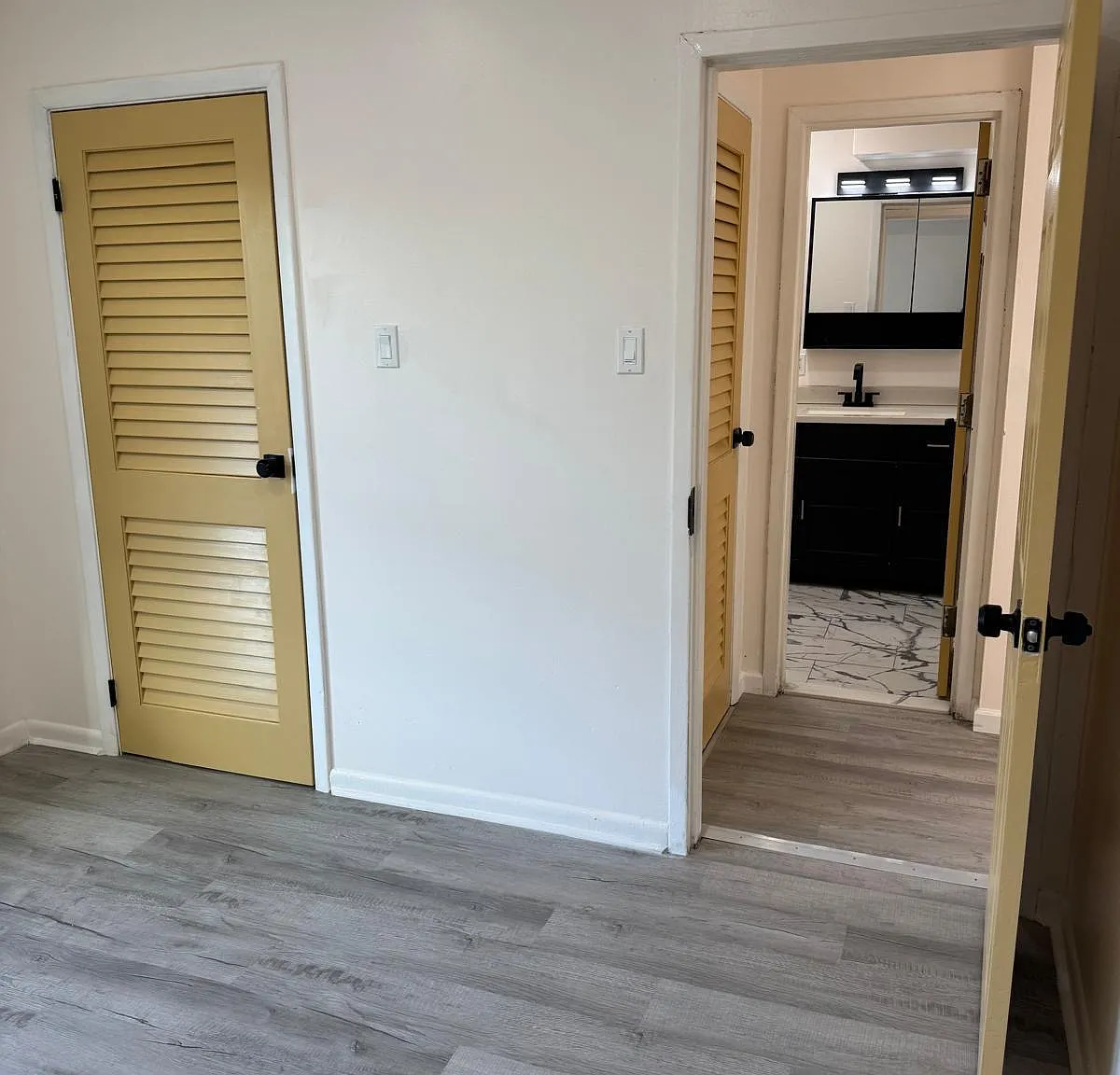 3 bed, $3,300 — Photo 1