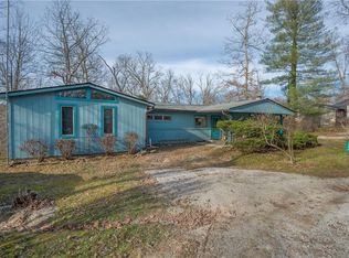 394 Dogwood Ln, Nashville, IN 47448