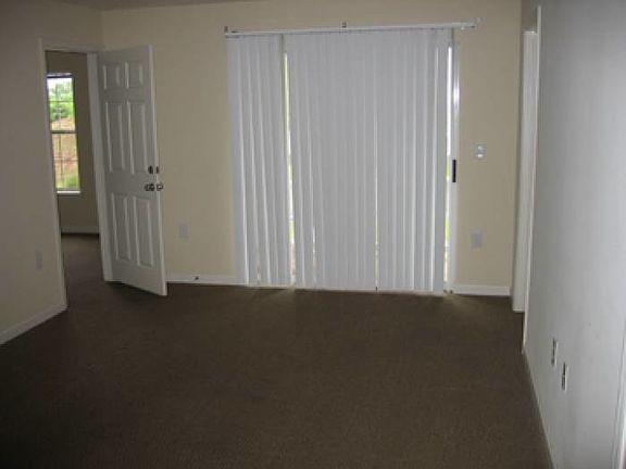 Living area -similar to photo