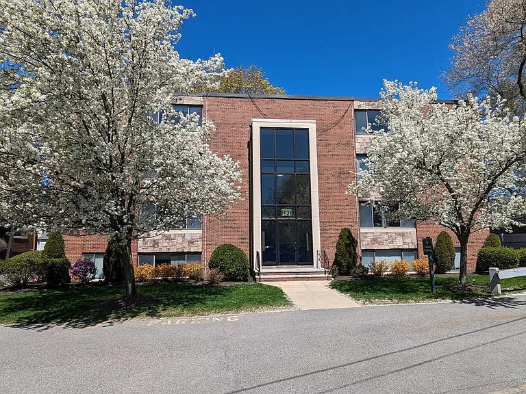 191 W Wyoming Ave #11 — Photo 12