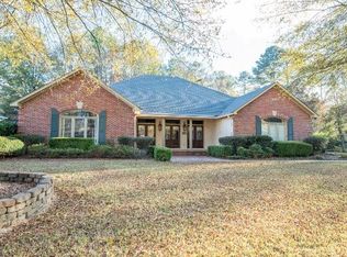 904 Yorkshire Rd, Starkville, MS 39759