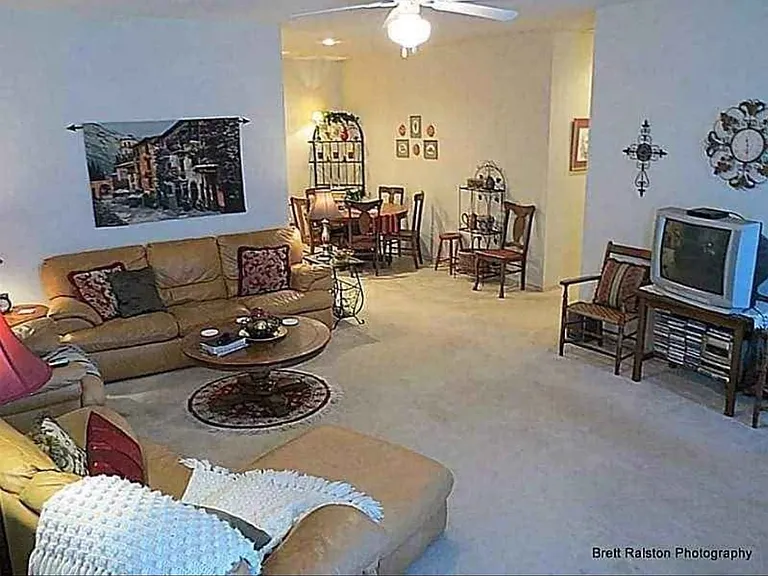 77 W Sweetwater Way #77 — Photo 6