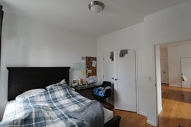 Rented by Mossanen Group