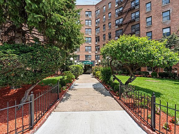 3rd image of 100-25 Queens Blvd #4JJ