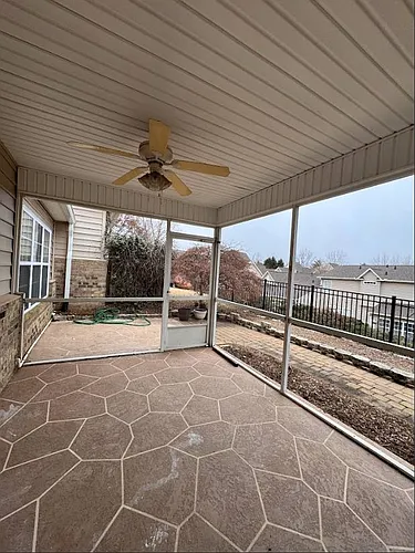413 Falling Rock Way Photo 1