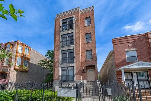 2226 W Monroe St #3 Photo 1