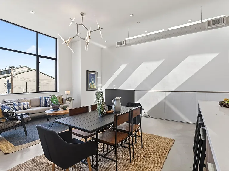 811 Folger Ave — Photo 14