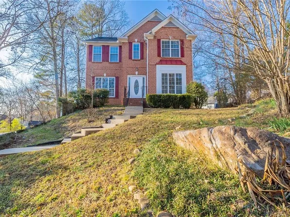 6968 Sandtown Ln, Stone Mountain, GA 30087