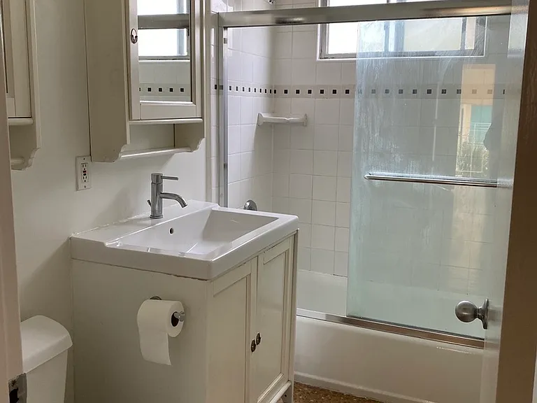 1507 Federal Ave #8 — Photo 3
