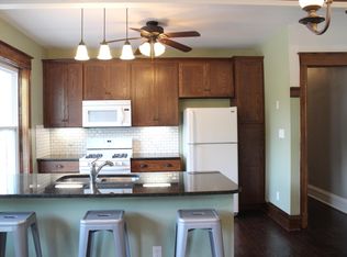 1208 S 7th St #4, Springfield, IL 62703