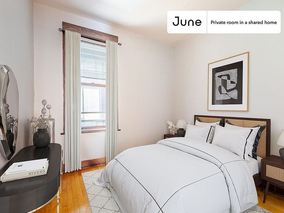 1st image of 1223 W Gunnison St #C