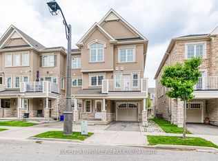232 Betsy Dr, Oakville, ON L6M 0V3