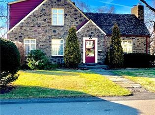 809 William Penn Ct, Pittsburgh, PA 15221