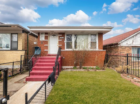 (undisclosed Address), Chicago, IL 60624