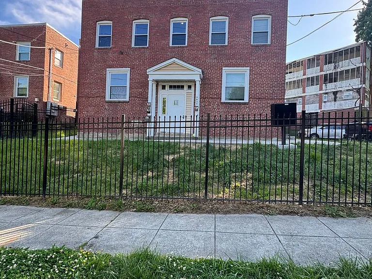 3035 30th St SE — Photo 14