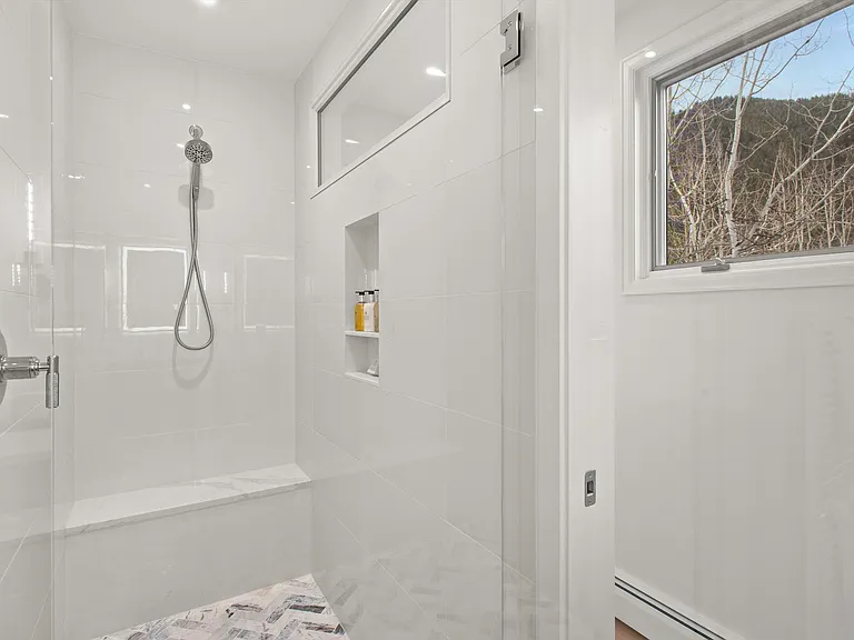 262 Eastwood Dr — Photo 20