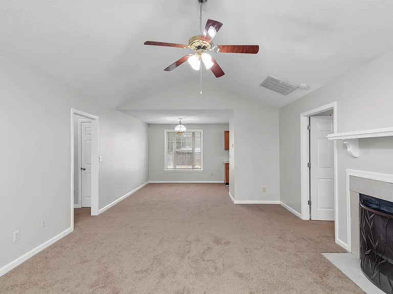 152 Settlers Cir — Photo 8