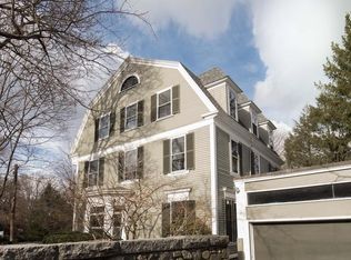68 Sparks St, Cambridge, MA 02138