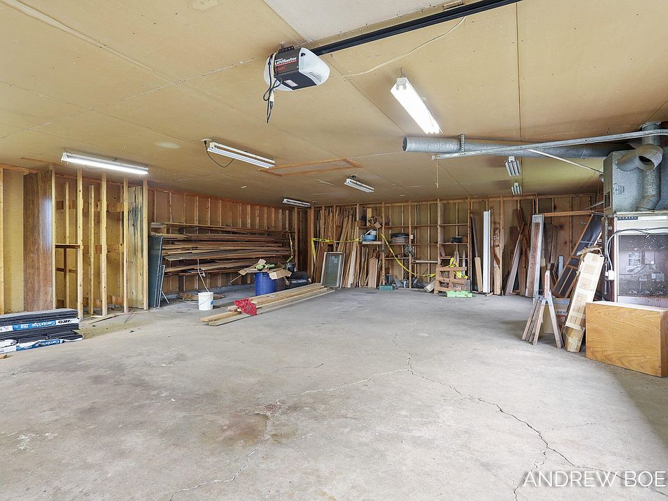 2nd image of 560 Alice Ave