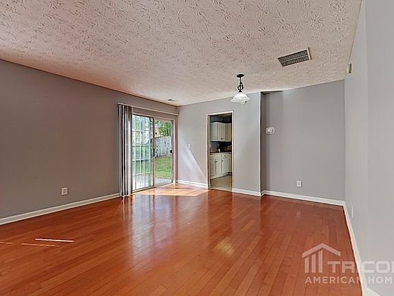2nd image of 3790 Charlton Ives Dr