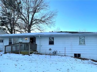 1506 N Broadway St, Independence, MO 64050