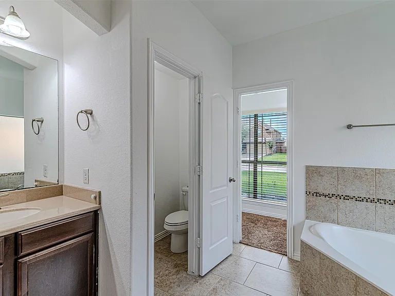 6219 Saint Rosalia Dr — Photo 31