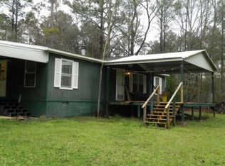 829 Oswichee Rd, Seale, AL 36875