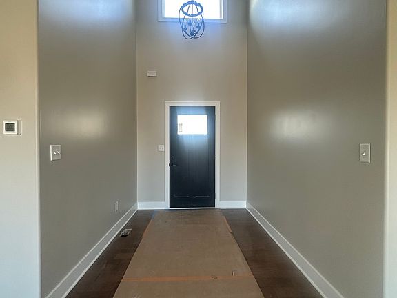 2nd image of 436 Prince Valiant Ln