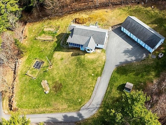 2nd image of 205 E Rindge Rd