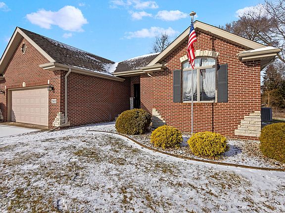 3rd image of 2611 Seberger Dr