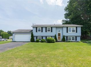42 Bobbie Dr, Rochester, NY 14606