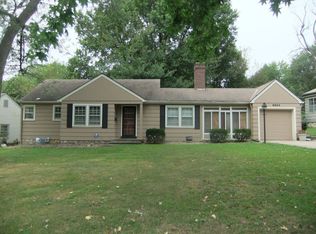 8804 Virginia Ln, Kansas City, MO 64114