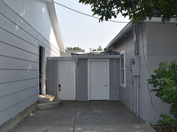 4th image of 310 S Maryland St