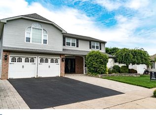 511 Stanford Rd, Fairless Hills, PA 19030