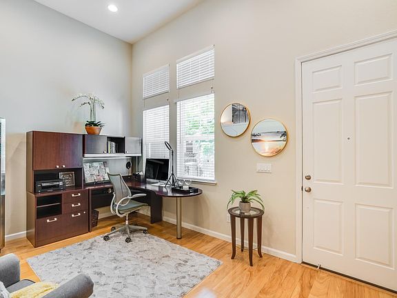 3rd image of 2120 Sunstruck Ct