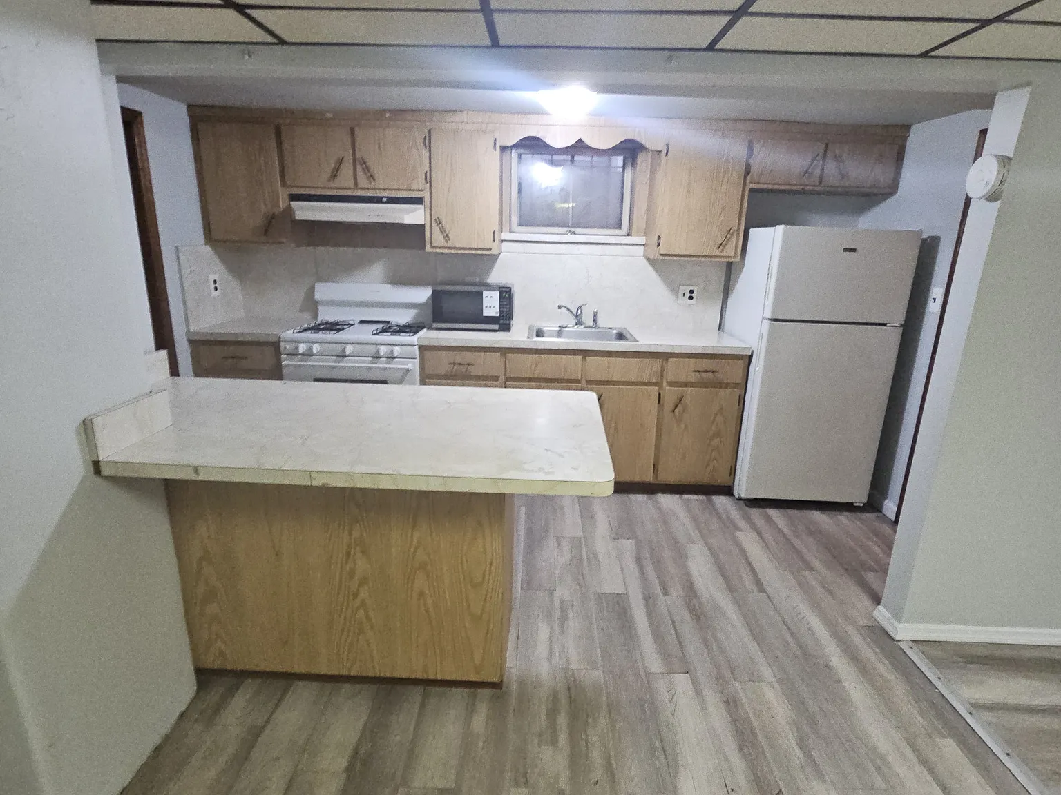 Studio, $1,200 — Photo 2