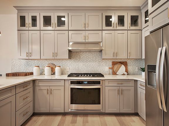 The Murray Hill has an open kitchen with plenty of cabinet space