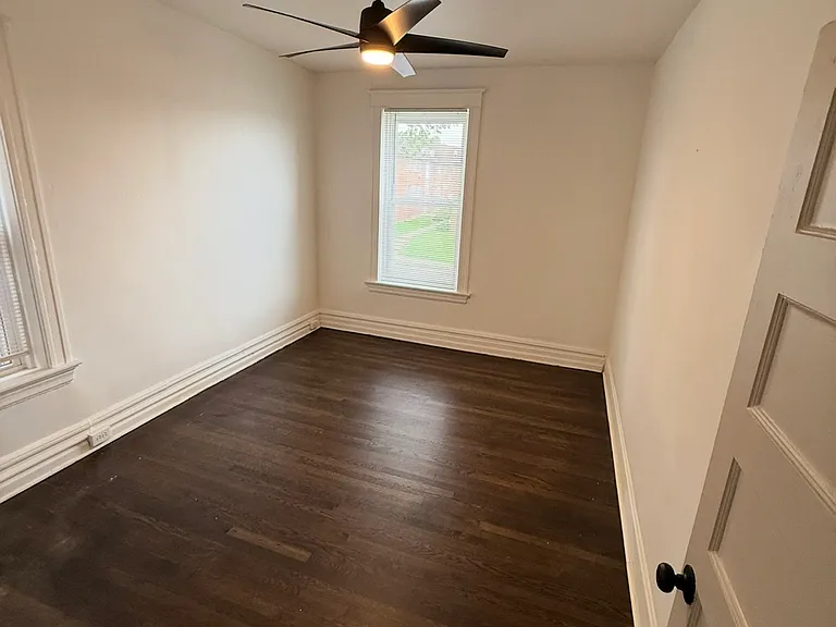 3939 Gravois Ave — Photo 8