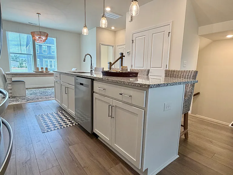 855 Parc Townes Dr — Photo 23