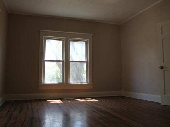 23151 Elm St, Vassar, KS 66543