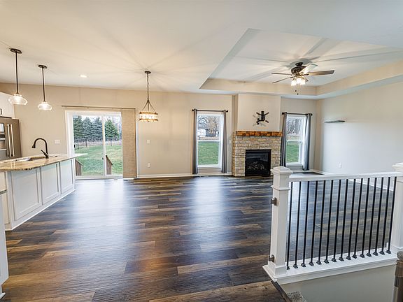 5th image of 501 Teri Lee Ln