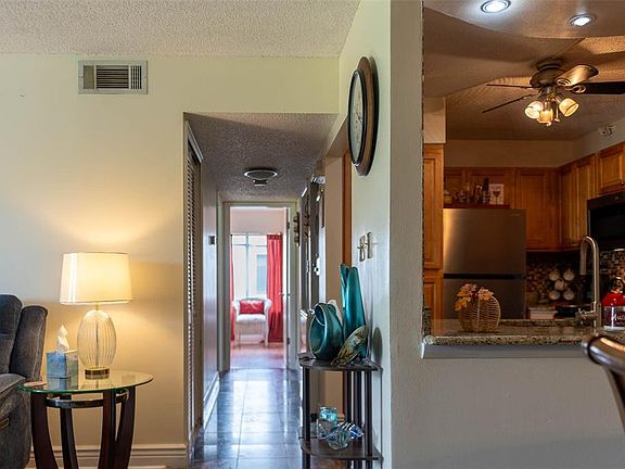 4th image of 1228 S PINE RIDGE CIRCLE #H2